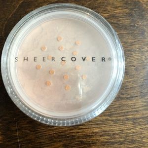 Sheer cover mineral powder highlighter